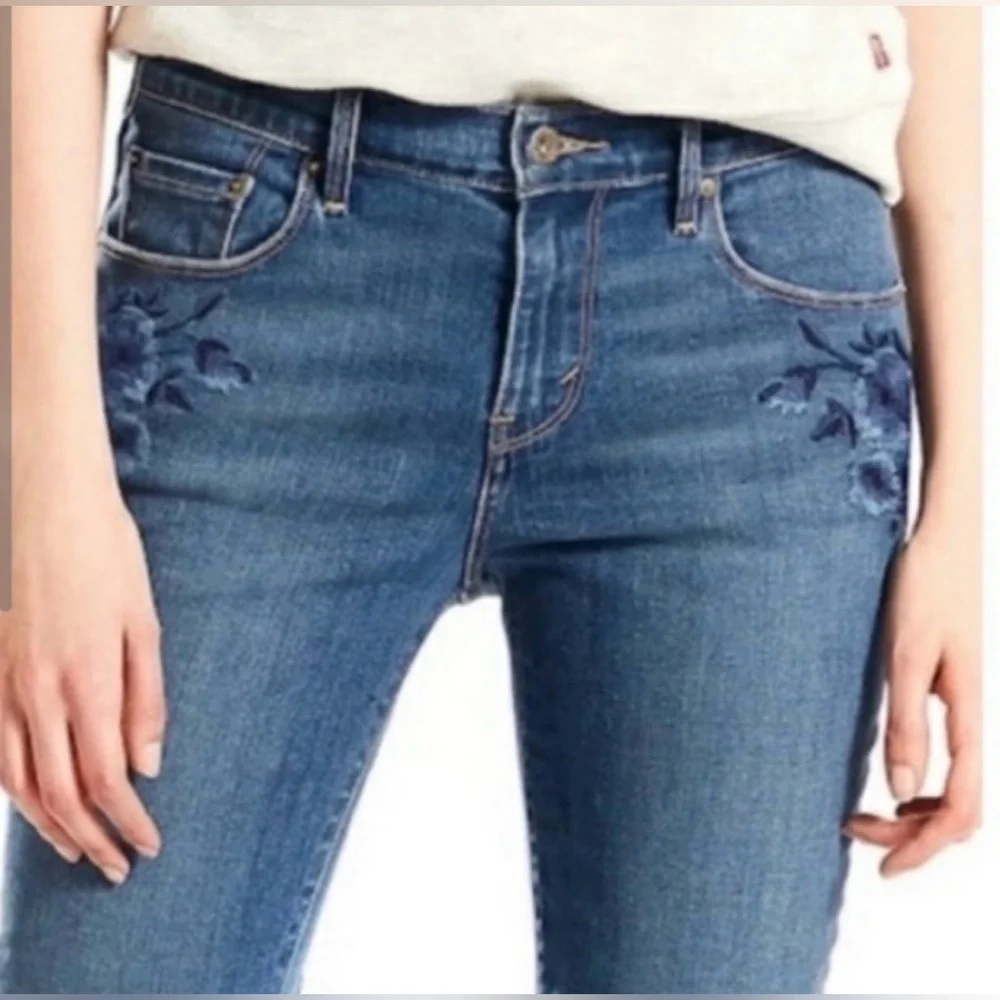 Levi’s 505 Floral Embroidered Straight Leg Stretch Jeans Womens Size 16 GUC - Picture 1 of 13
